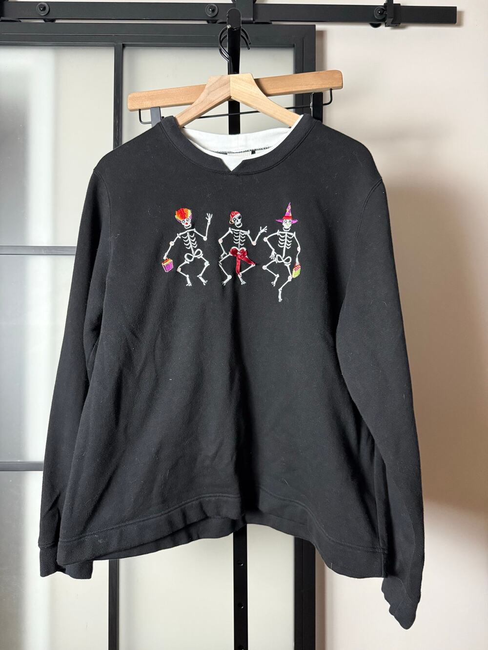 Vintage Halloween Skeletons Sweatshirt XL White Stag